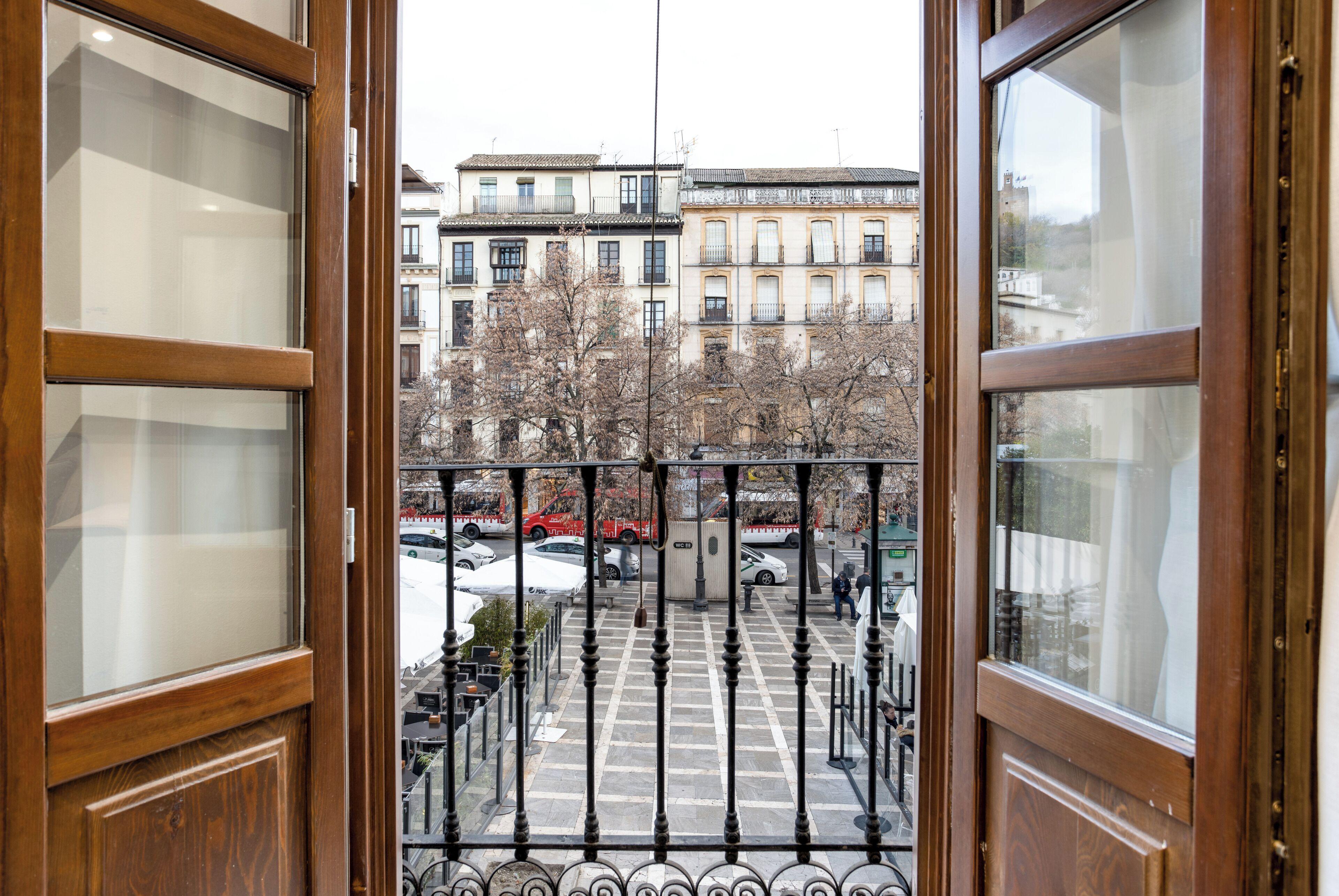Bibo Suites Plaza Nueva — Photos 1